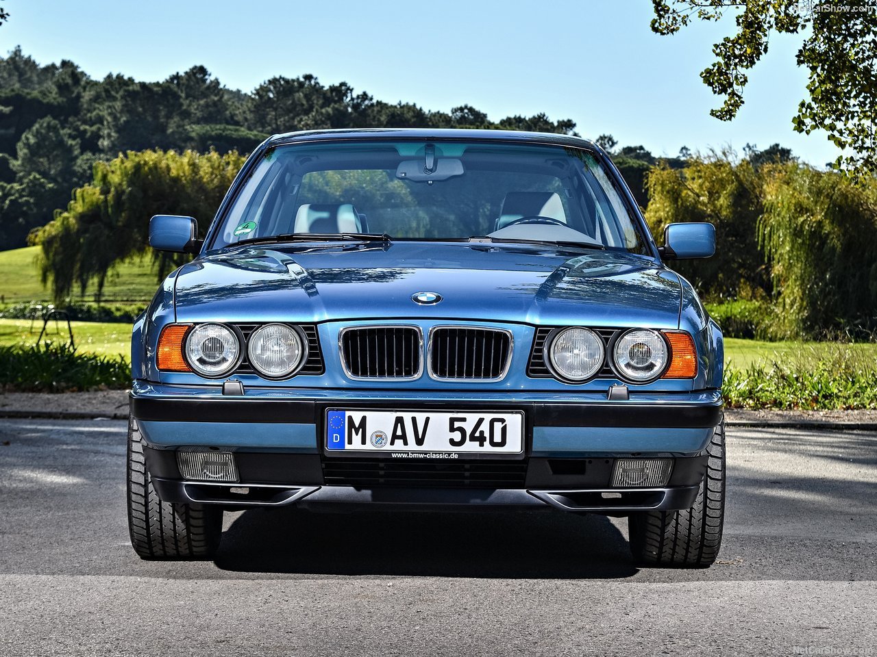 E34